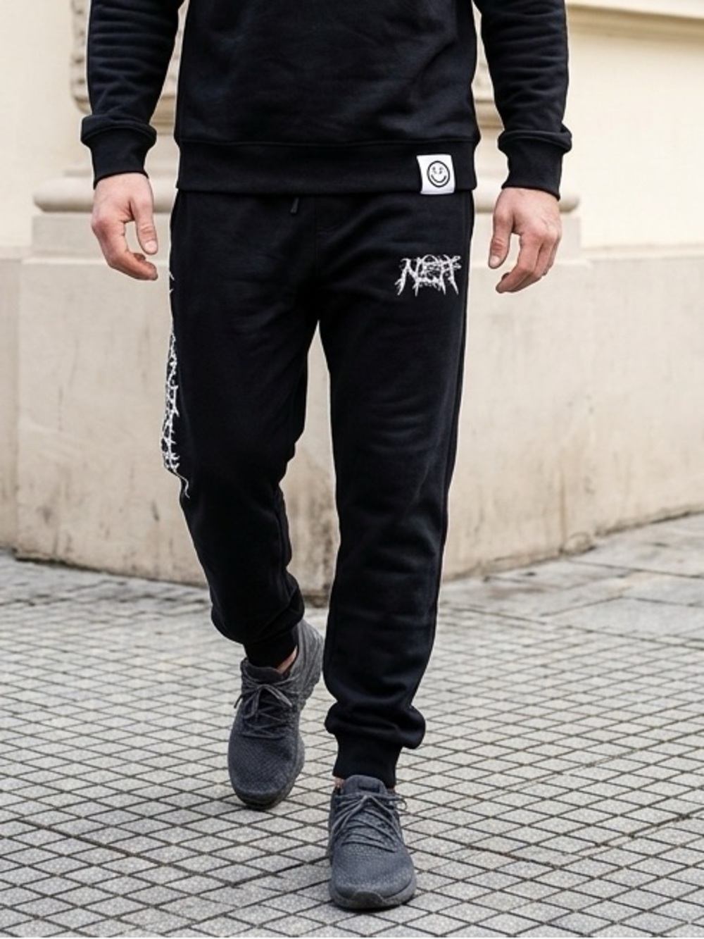 NWT NEFF Unisex Black Graphic “Weird Times” Sweatpants Joggers - Size Large